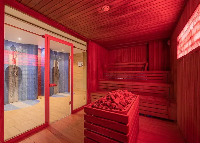 Sudului アパートホテル